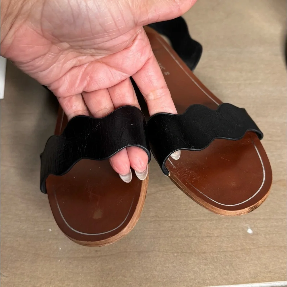 Black Sandals by ZARA - Picture 4 of 6
